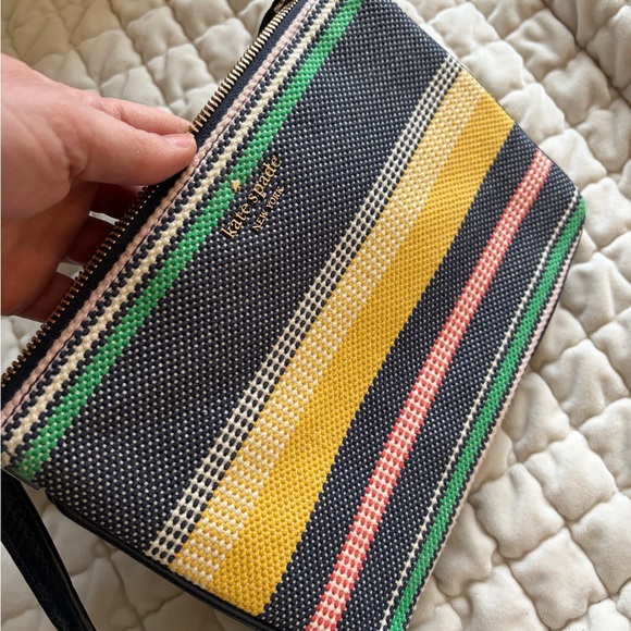 🤩Kate Spade Jackson Boardwalk Stripe Triple Gusset Crossbody ✨ - Picture 3 of 8